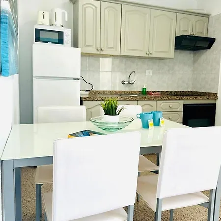 Apartament Ferienwohnung Fuer 4 Personen Ca 60 Qm In Playa De Las Americas, Teneriffa Und Los Cristianos - B62850
